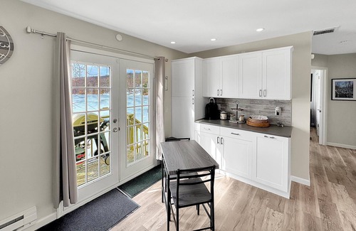 Highland Lakes House | Lakeside Retreat - Barry Lakes – Mtn Creek Ski - Wineries - Breweries