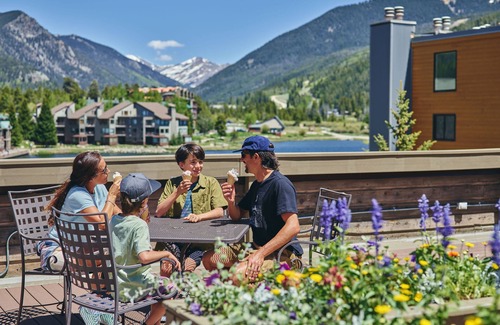 Lakeside Village Condo | Lakeside, Spacious, Modern 2br - Sleeps Up To 8 2 Bedroom Condo