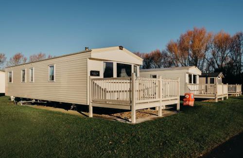 Grimsby Resort | Lakeside, Thorpe Park Cleethorpes Static Caravan