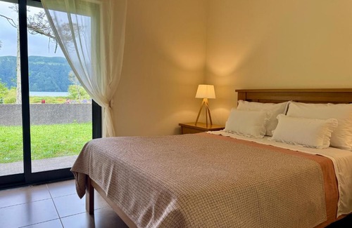 Sete Cidades House | Lakeview Green Paradise