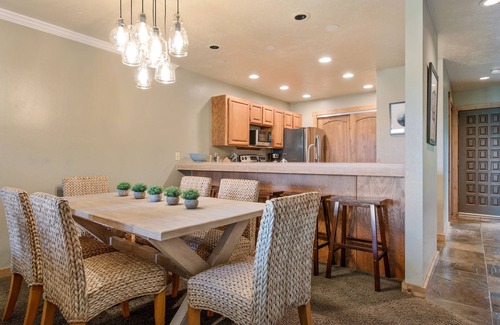 McCall Condo | Lakeview Mountain Retreat