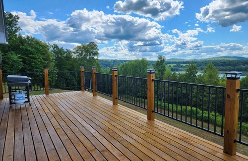 Beebe Plain House | Lakeview Retreat in Derby VT – 3BR/2BA Overlooking Salem Lakes
