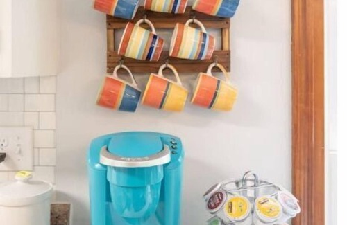 Inman House | LakingitEz.3BR/2BA amazing sunsets & hot tub