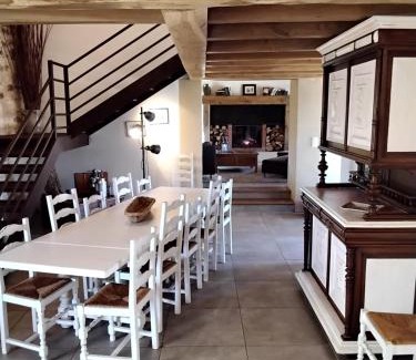 Sauveterre-la-Lemance House | Lalaurie Groupe