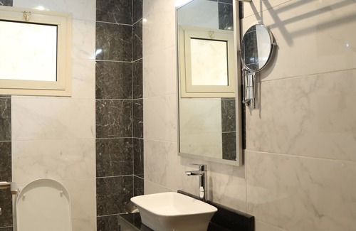 Al Bawadi Hotel | Lamar Al Bawadi Hotel