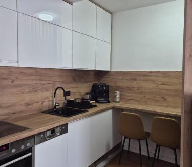 Tuzla Apartment | Lana Apartmani Autor