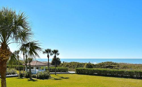 Sunset Beach House | Land's End 8-204 Beach Front - Premier
