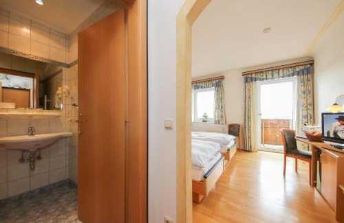 Strasswalchen House | Landgasthof Franz Josef