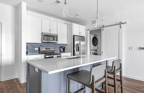 Austin Apartment | Landing | Amazing 1BD, Clubhouse, Pool