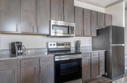 Manor Apartment | Landing | Amazing 1BD, Pool, Gym