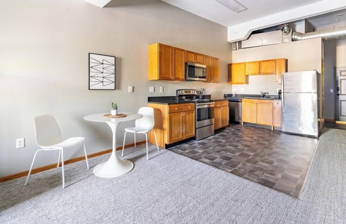 Leavenworth Apartment | Landing | Amazing 1BD, Courtyard