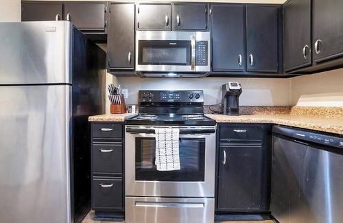 Lexington Apartment | Landing at Enclave at Hartland - 2 Bedrooms in Tanbark