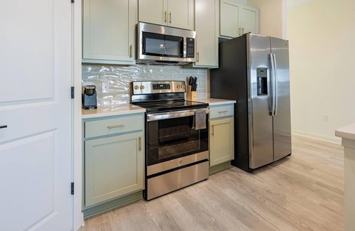 Wilmington Apartment | Landing at Encore at Westgate - 3 Bedrooms in W.