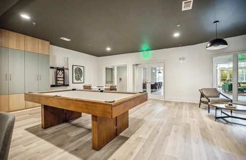 Cary Apartment | Landing at Lofts at Weston Lakeside - 1 Bedroom.