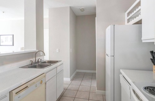 Briarforest Apartment | Landing | Beautiful 1BD, Gym, Pool