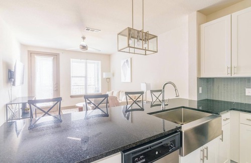 Conroe Apartment | Landing | Beautiful 1BD, Pool, Yoga Studio