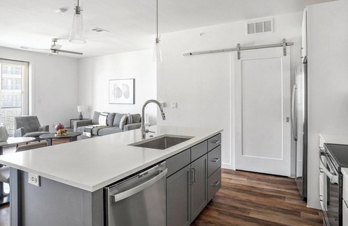 Austin Apartment | Landing | Chic 1BD, Clubhouse, Pool