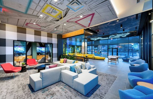 Baileys Crossroads Apartment | Landing | Chic 1BD, Gym, Game Room