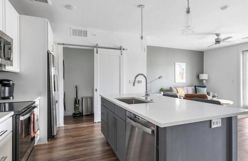 Austin Apartment | Landing | Chic 1BD, Pool, Clubhouse