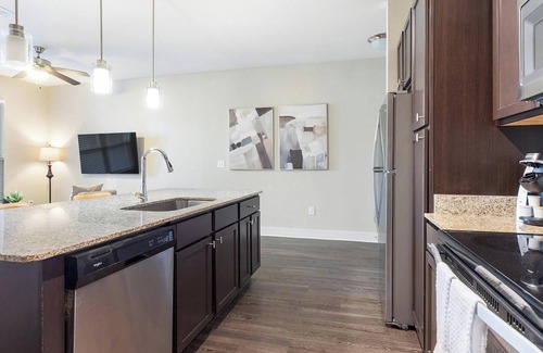 Gruene Apartment | Landing | Chic 1BD, Game Room, Gym
