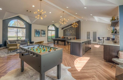 Cordova Apartment | Landing | Chic 2BD, Gym, Pool