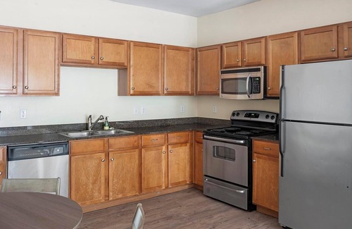 Sweetbriar Apartment | Landing | Chic 2BD, Pool, Courtyard