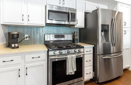 Little Italy Apartment | Landing | Incredible 1BD, Gym