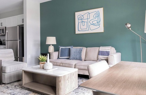 Mableton Apartment | Landing | Modern 1BD, Gym, Pool