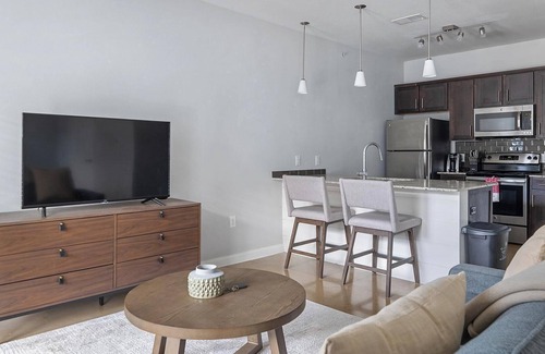 Buda Apartment | Landing | Modern Studio, Yoga Studio, Clubhouse