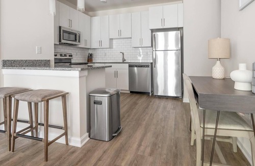 Concord Apartment | Landing | Spectacular 2BD, Pool, Clubhouse