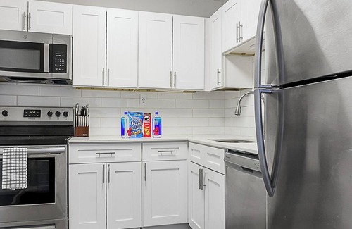 Fort Wayne Apartment | Landing | Spectacular 1BD, Gym, Game Room