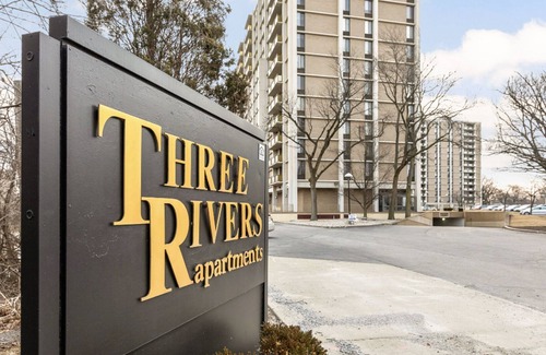 Fort Wayne Apartment | Landing | Spectacular 1BD, Gym, Game Room