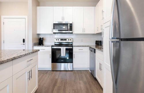 Southeast Orlando Apartment | Landing | Stunning 1BD, Clubhouse, Gym