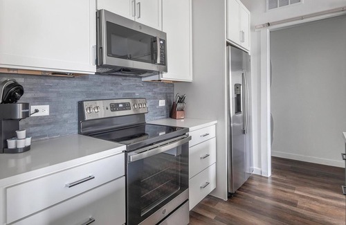 Austin Apartment | Landing | Stunning 1BD, Pool, Clubhouse