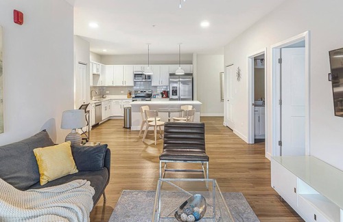 Willow Springs Apartment | Landing | Stunning 2BD, Clubhouse, Gym