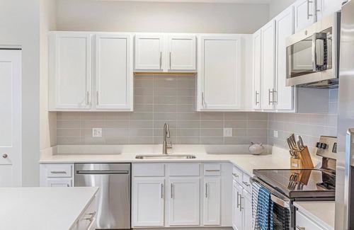 Willow Springs Apartment | Landing | Stunning 2BD, Clubhouse, Gym