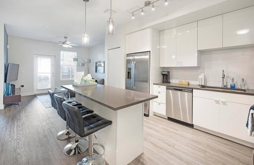 Port Tampa City Apartment | Landing | Stylish 1BD, Clubhouse, Pool