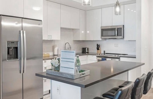 Port Tampa City Apartment | Landing | Stylish 1BD, Clubhouse, Pool