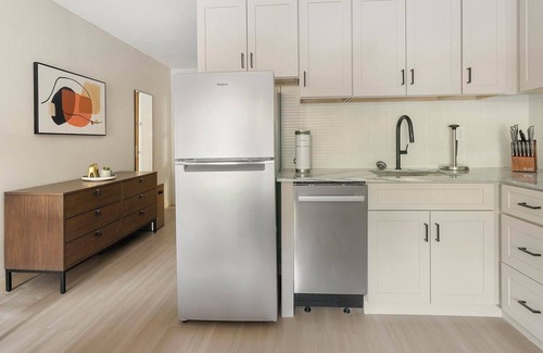 Northeast Raleigh Apartment | Landing | Stylish Studio, Gym, Pool