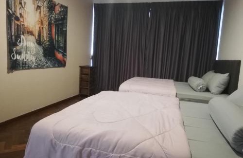 Tanjung Bungah Apartment | Landmark by Katana 3BR Romantic Luxury Seaview Homestay Gurney无敌海景三房套房