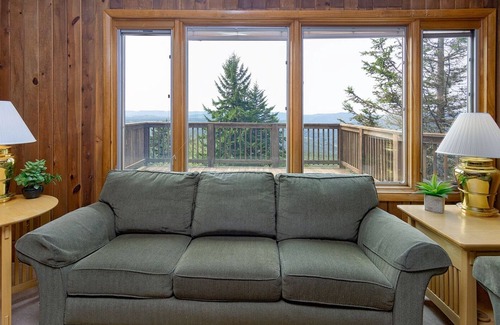 Snowshoe House | Lands End Homes by Casago