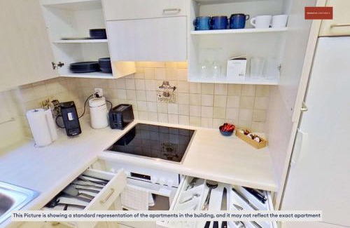 Albisrieden Apartment | Langgrütstrasse 21, 8047 Zürich, Switzerland