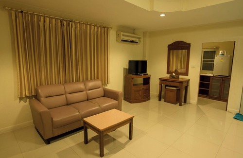 Koh Lan Hotel | Lareena Resort Koh Larn Pattaya