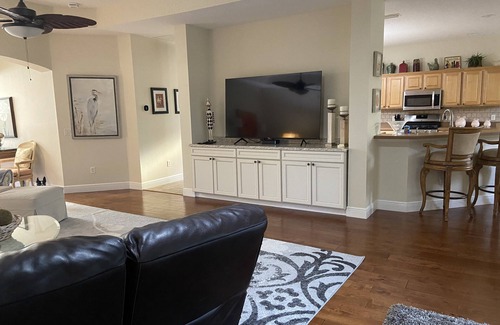 Bonita House | Large 3 bdm home close to Lake Sumpter pet friendly golf cart and WIFi included