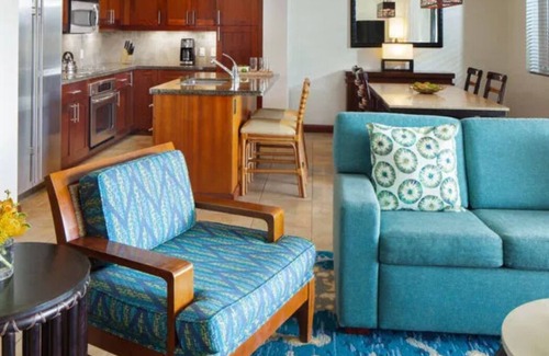 Lihue Apartment | Large 3-bedroom Villa in beautifulLihue, HI…that opens wide to fabulous views.