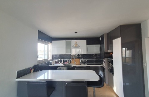 Epinay-sous-Senart Apartment | Large apartment 30 min from Paris in a nice residence