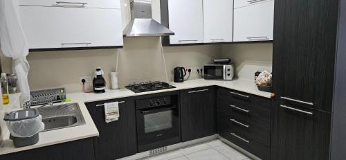 Marsaskala Apartment | Large Apartment in Marsascala. sleeps 6