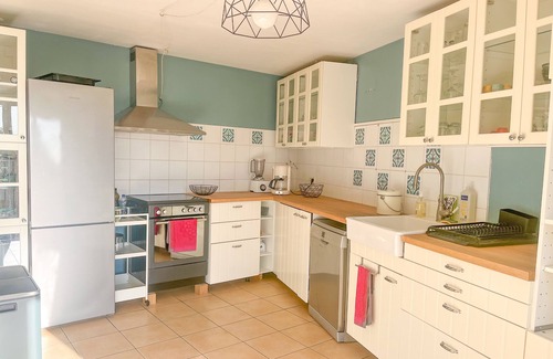 Castries Apartment | Large apartment in the heart of nature, close to the sea!