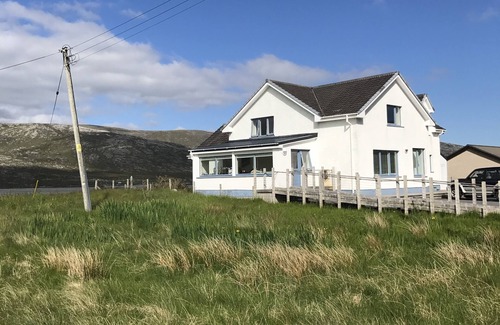 Harris House | Large beachside property in stunning West Harris: great for family/friend groups