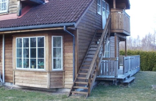 Motala House | Large holiday home on Lake Vättern with its own sauna